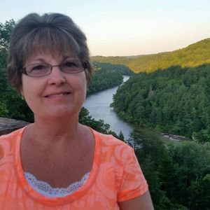 Meet your Posher, Denise